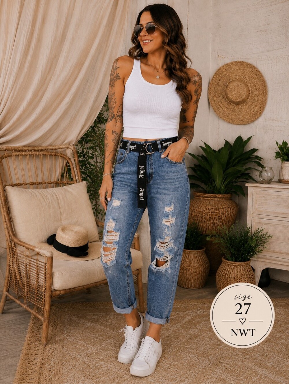 Simple Society NWT High Rise Distressed Mom Jeans | Angel Belt | Light Wash